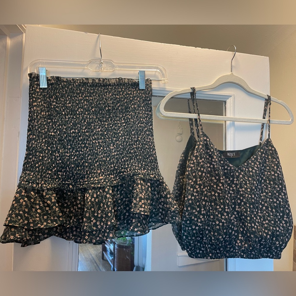 Reset skirt and top (sold as a set)